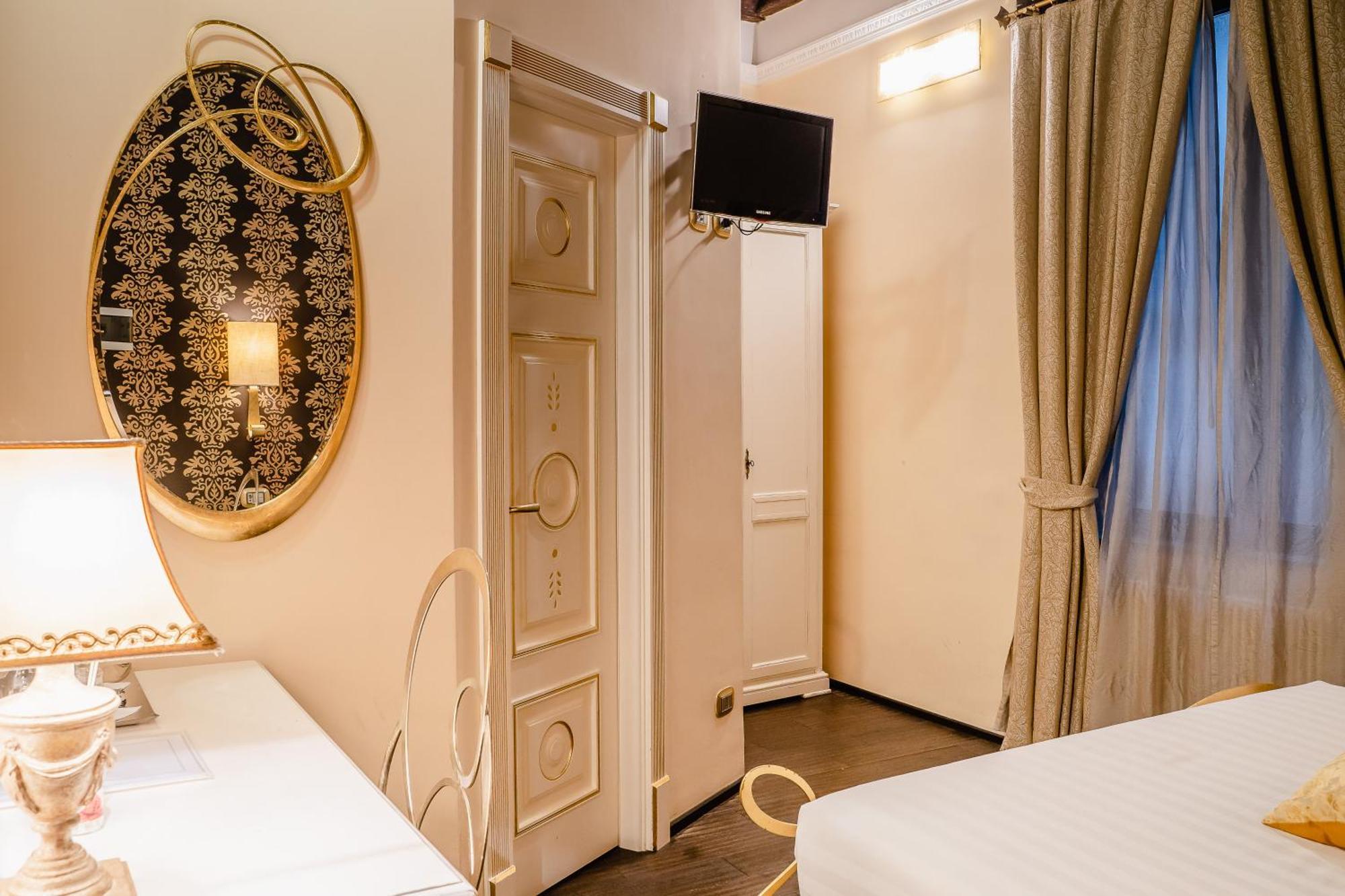 Locanda Del Sole-Roma Piazza Di Spagna Ripetta Cameră foto